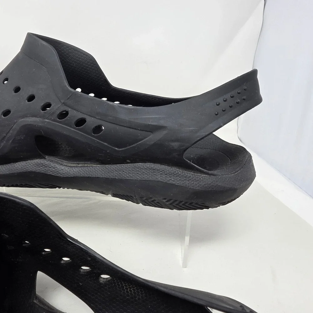 Crocs Swiftwater Wave Sandals Mens 13 Black Excellent Water Shoes Clogs Slip On